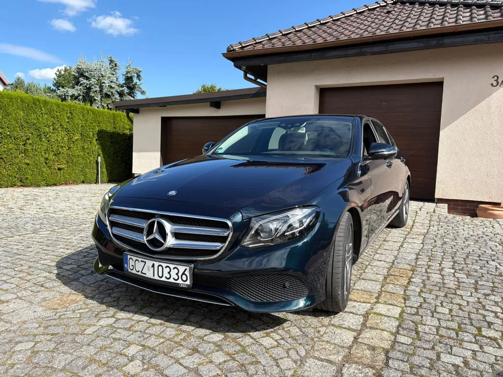 Zdjęcie: 2017 Mercedes-Benz E Klasa