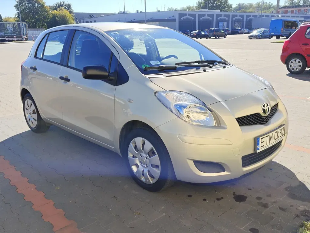 Zdjęcie: 2009 Toyota Yaris
