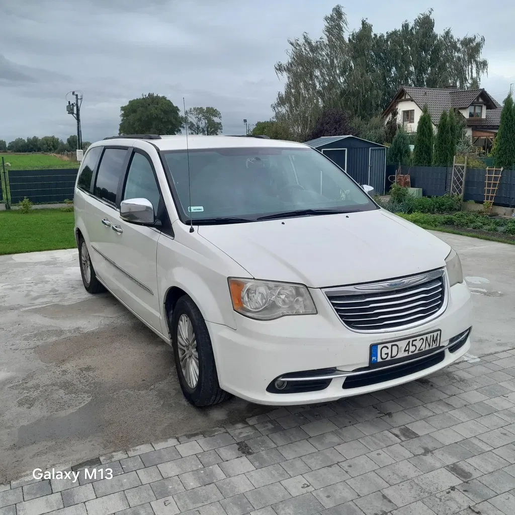 Zdjęcie: 2013 Chrysler Town & Country