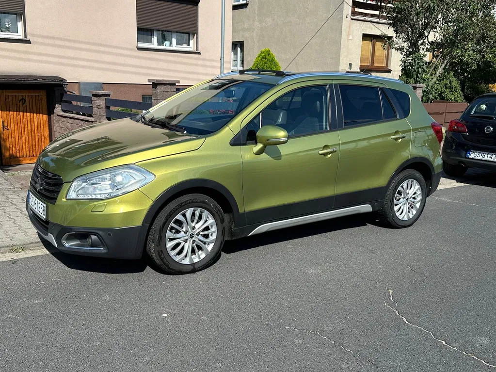 Zdjęcie: 2013 Suzuki SX4 S-Cross