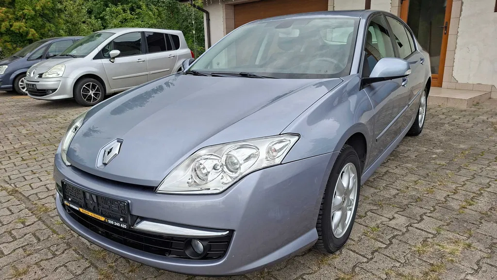 Zdjęcie: 2009 Renault Laguna