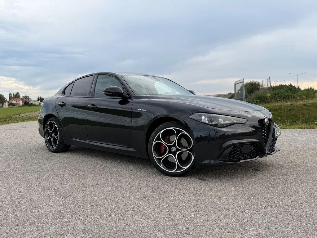 Zdjęcie: 2023 Alfa Romeo Giulia