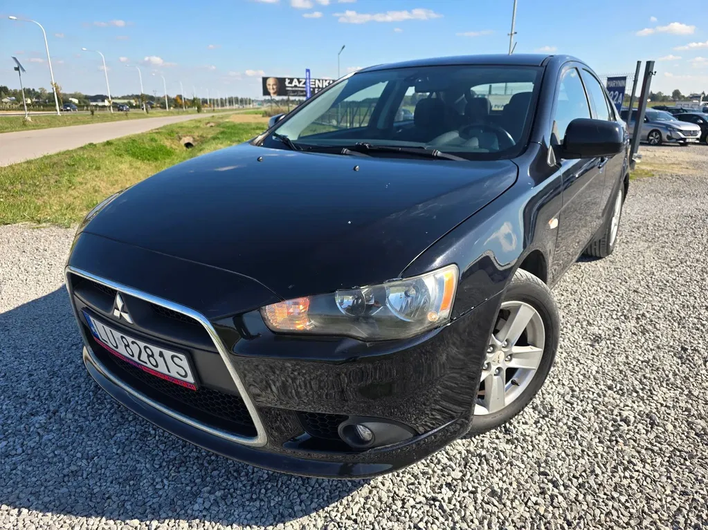 Zdjęcie: 2009 Mitsubishi Lancer