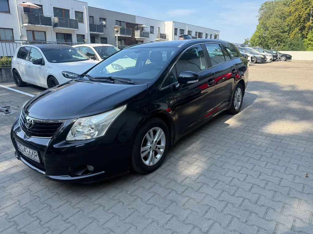 Zdjęcie: 2009 Toyota Avensis