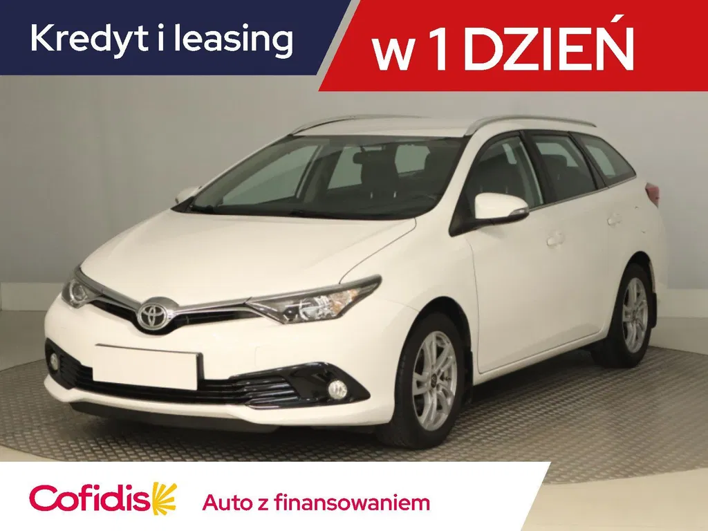 Zdjęcie: 2016 Toyota Auris
