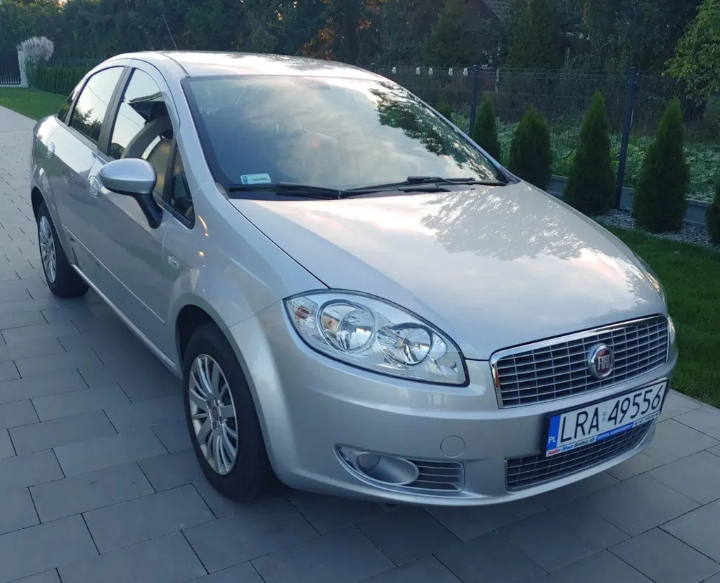 Zdjęcie: 2009 Fiat Linea