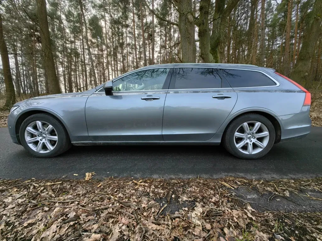 Zdjęcie: 2017 Volvo V90