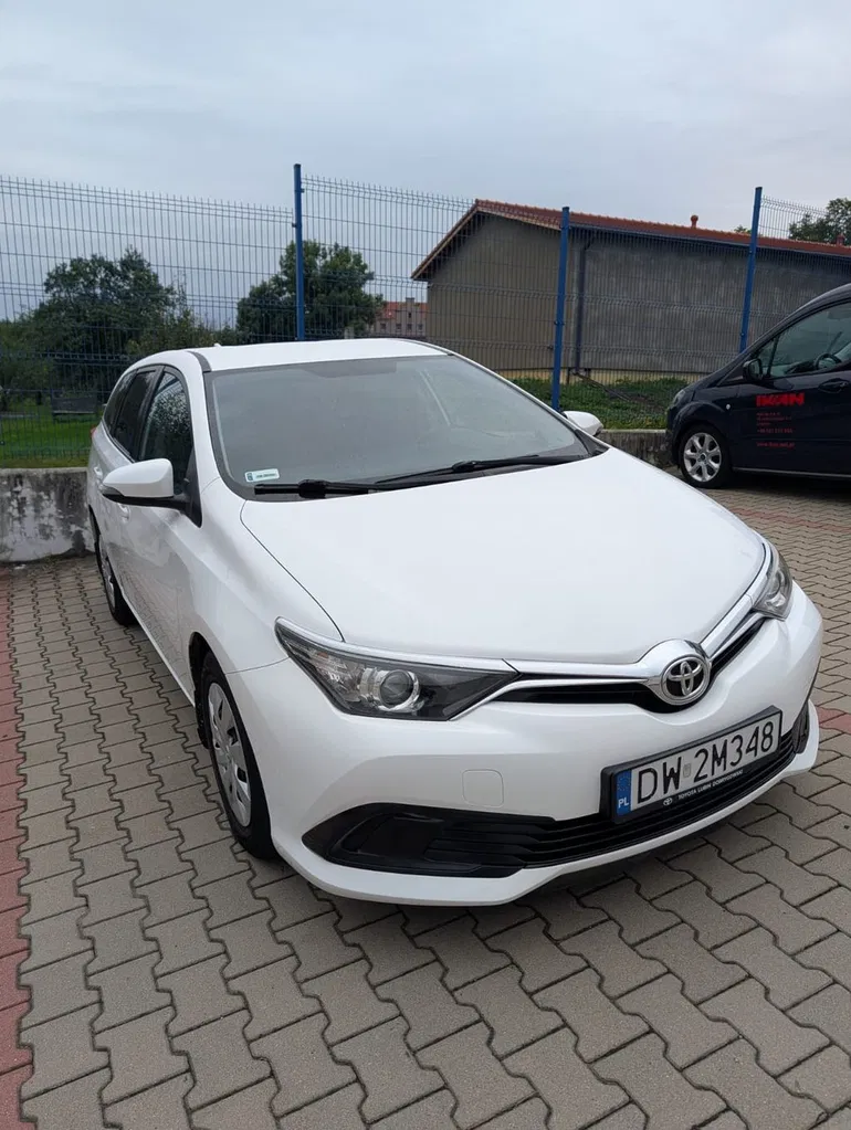 Zdjęcie: 2017 Toyota Auris