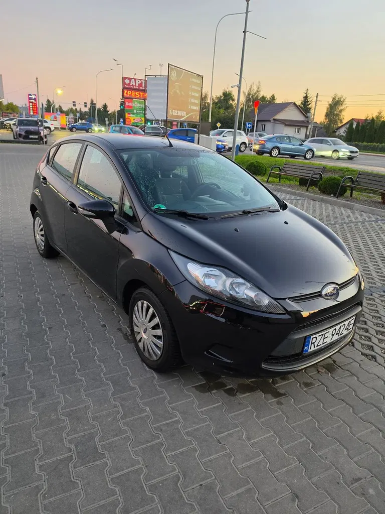 Zdjęcie: 2012 Ford Fiesta