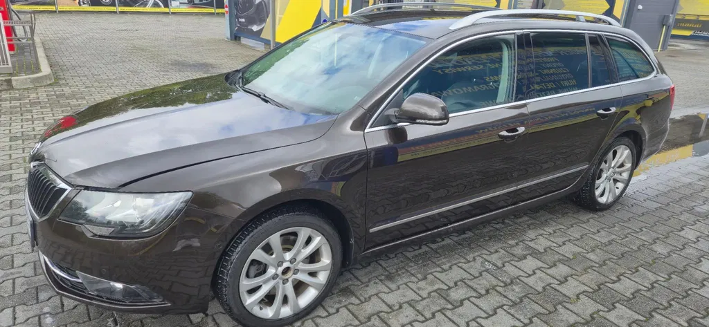 Zdjęcie: 2013 Skoda Superb