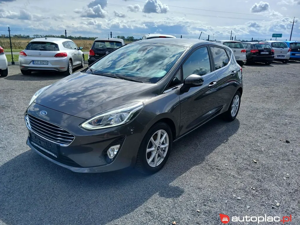 Zdjęcie: 2017 Ford Fiesta