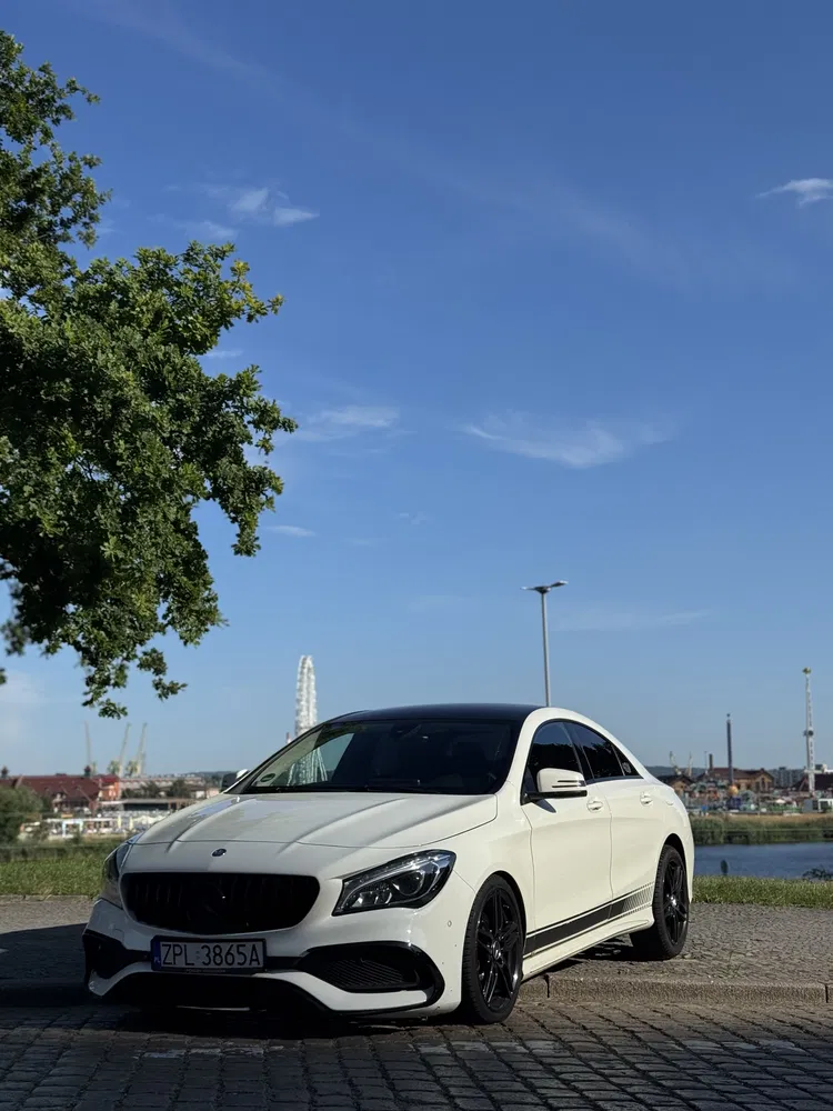 Zdjęcie: 2017 Mercedes-Benz CLA