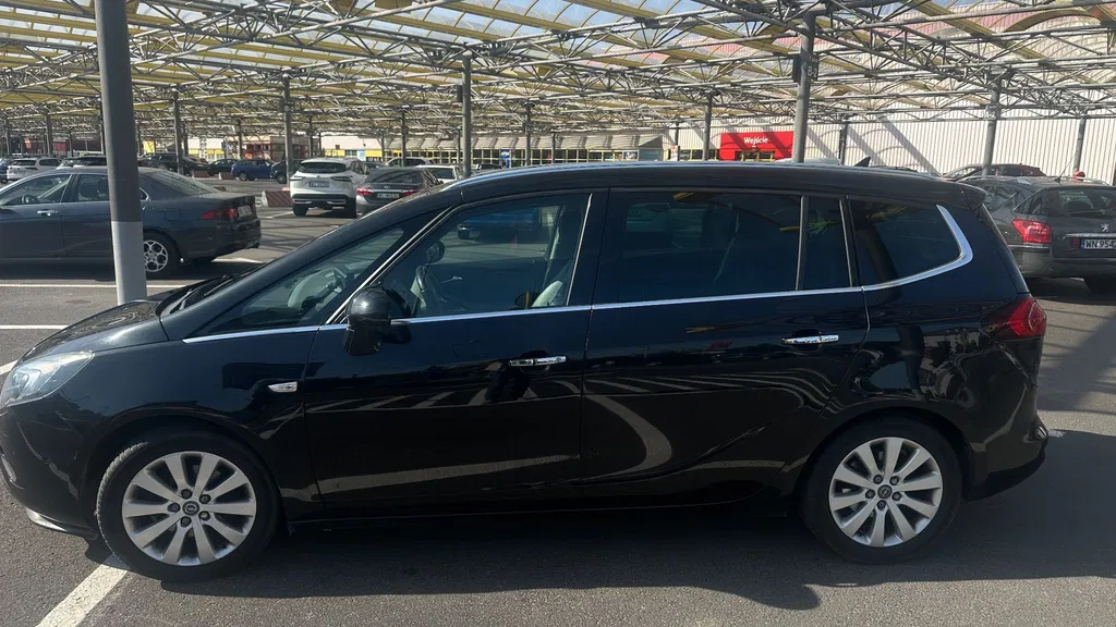 Zdjęcie: 2012 Opel Zafira