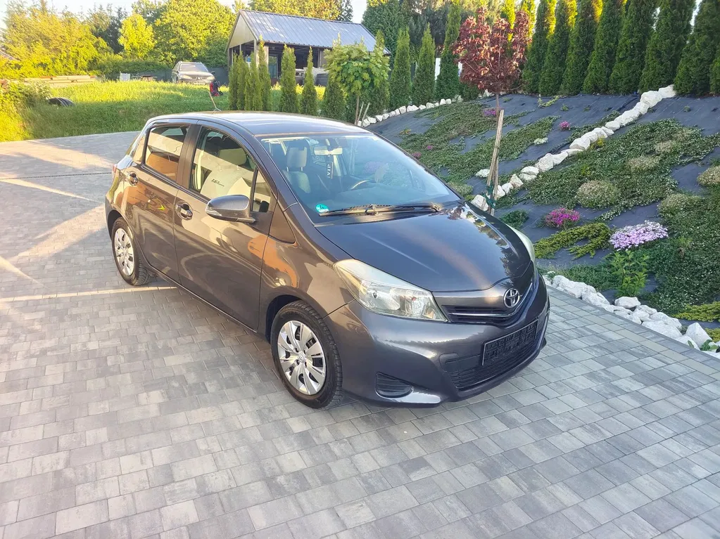 Zdjęcie: 2011 Toyota Yaris