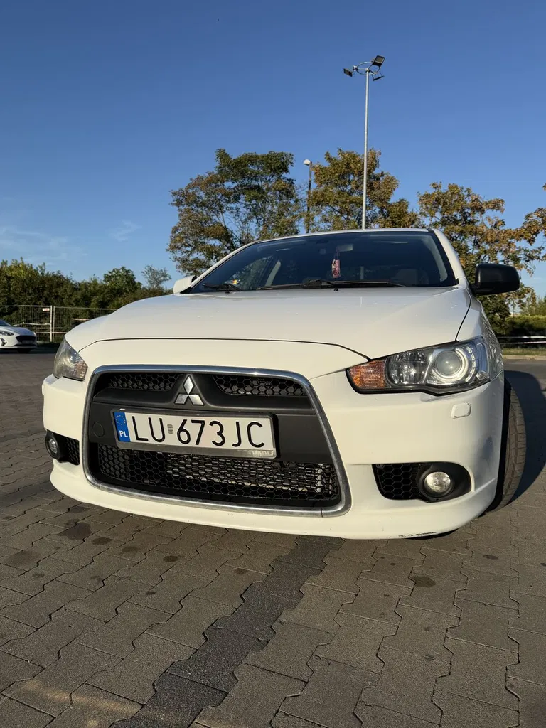 Zdjęcie: 2010 Mitsubishi Lancer