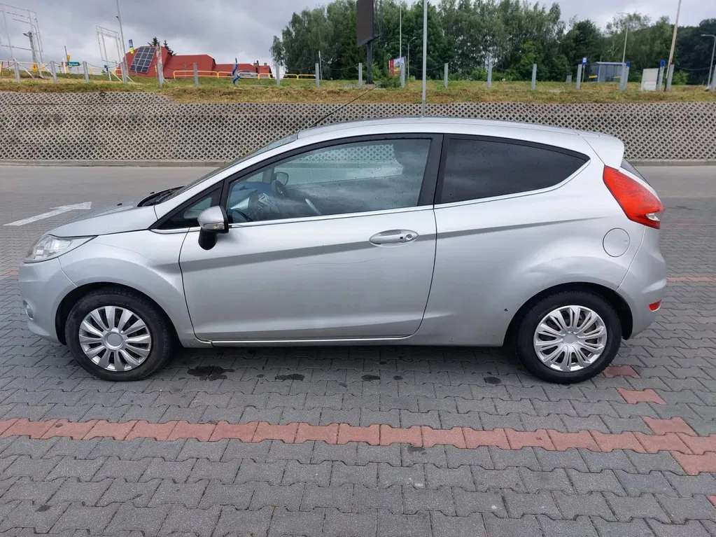 Zdjęcie: 2010 Ford Fiesta