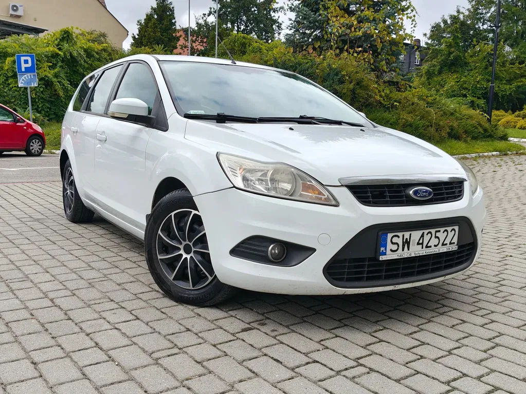 Zdjęcie: 2010 Ford Focus