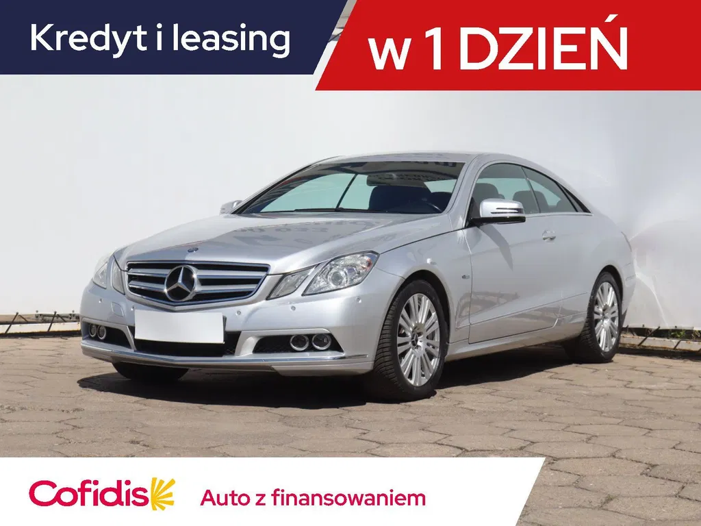 Zdjęcie: 2011 Mercedes-Benz E Klasa