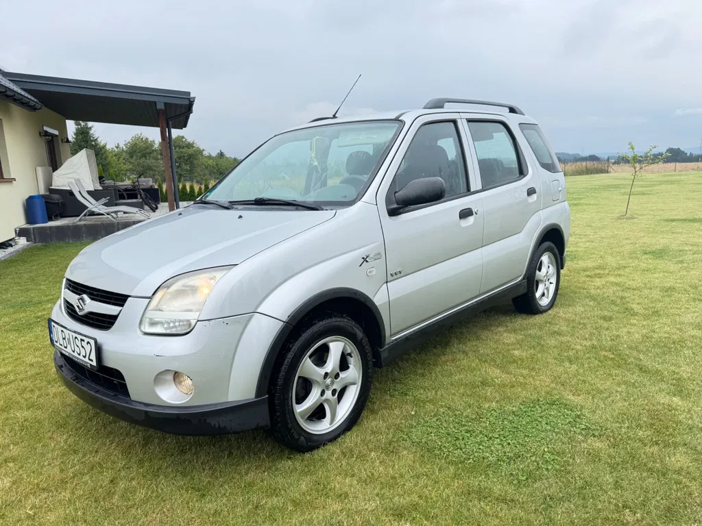 Zdjęcie: 2005 Suzuki Ignis