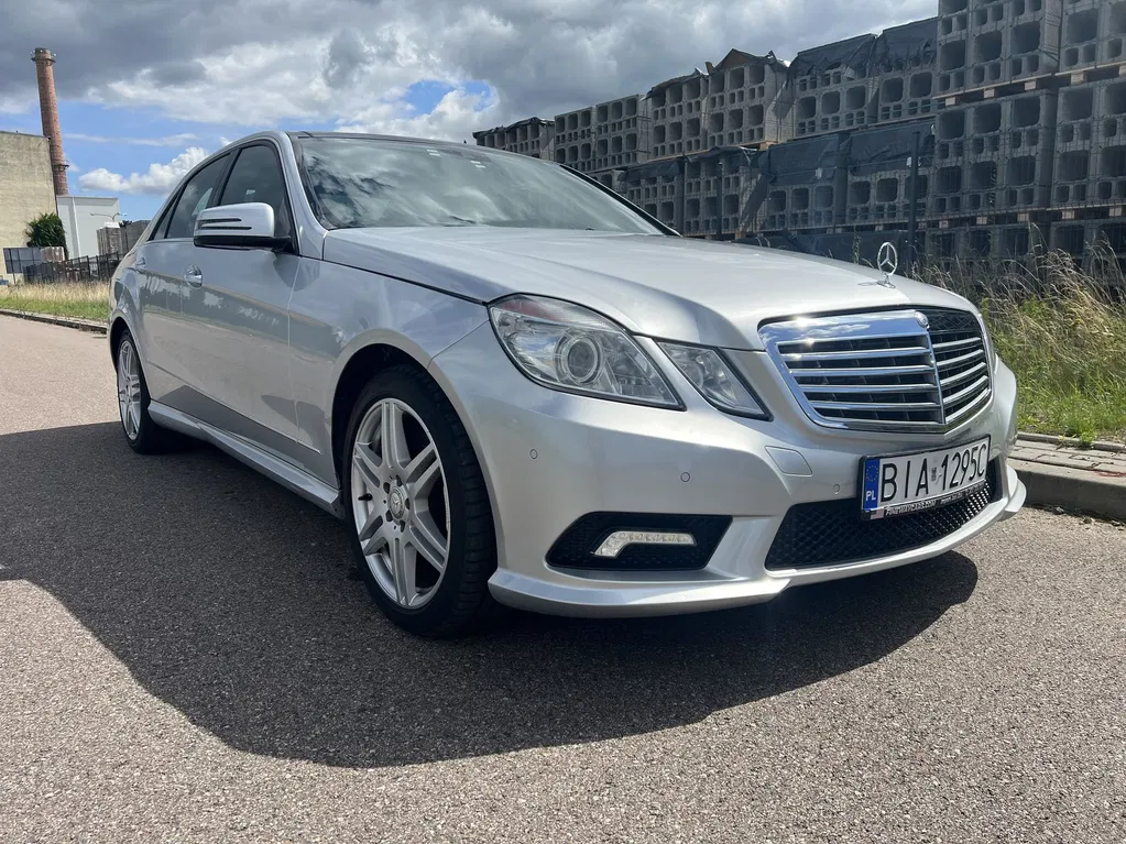 Zdjęcie: 2010 Mercedes-Benz E Klasa