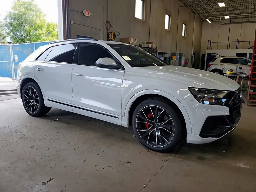 Zdjęcie: 2020 Audi Q8
