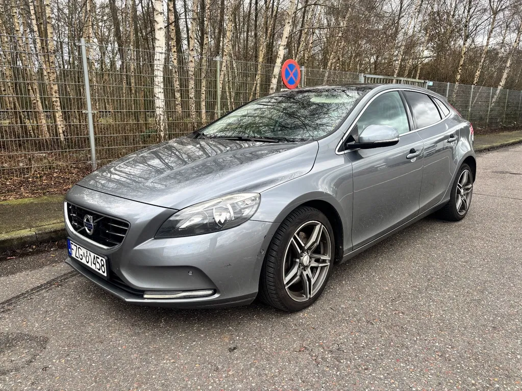 Zdjęcie: 2014 Volvo V40