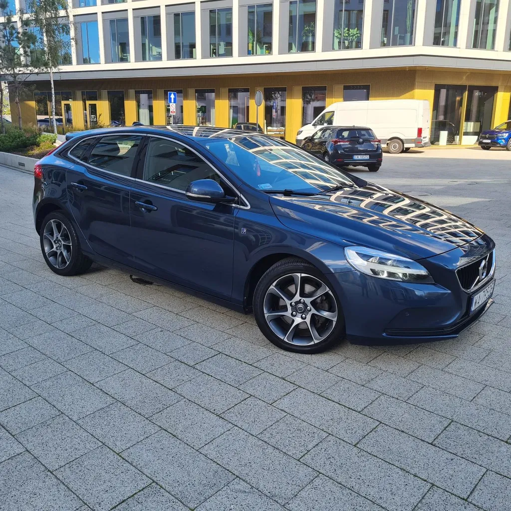 Zdjęcie: 2016 Volvo V40