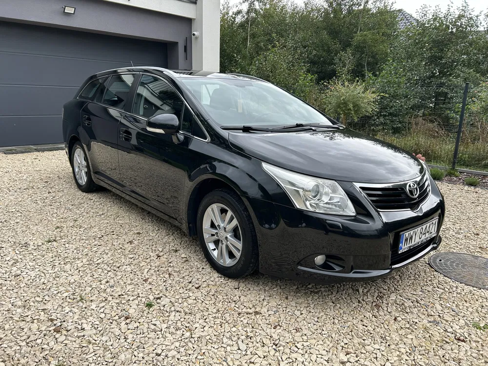 Zdjęcie: 2009 Toyota Avensis