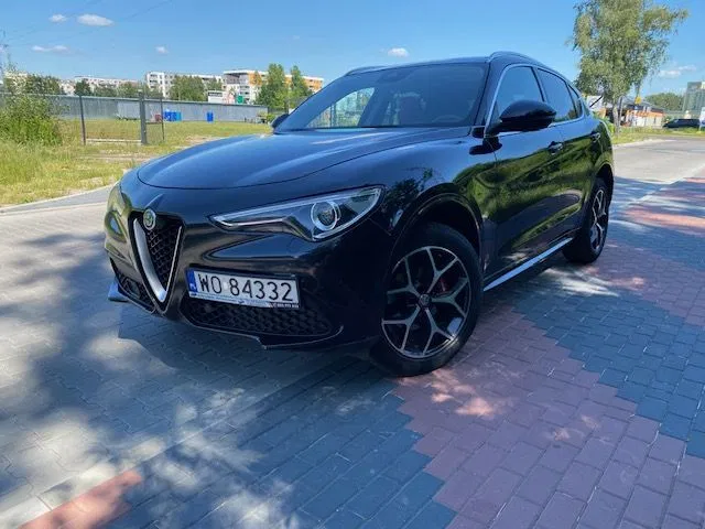 Zdjęcie: 2021 Alfa Romeo Stelvio