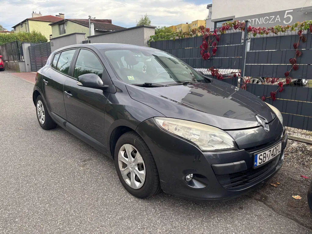Zdjęcie: 2010 Renault Megane