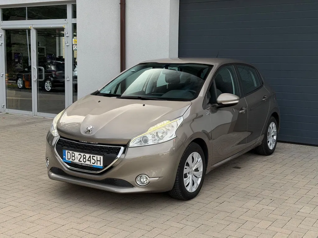 Zdjęcie: 2014 Peugeot 208