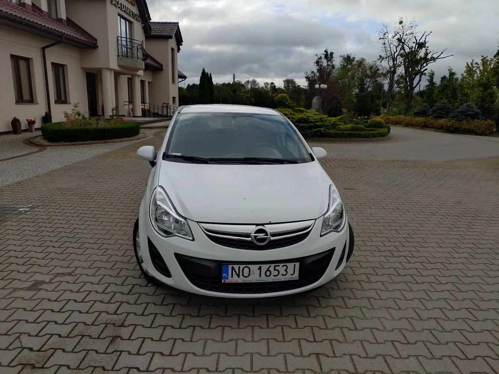 Zdjęcie: 2012 Opel Corsa