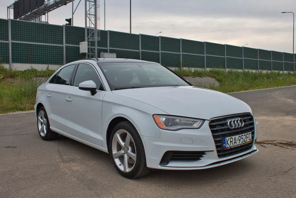 Zdjęcie: 2015 Audi A3 Limousine