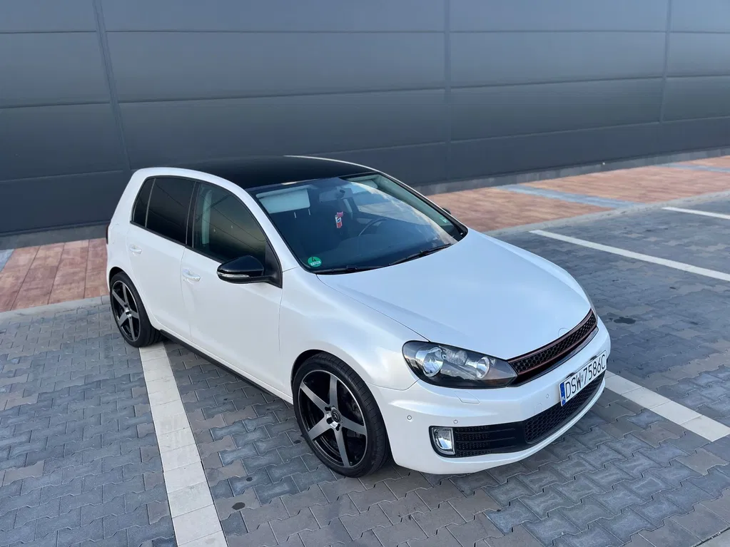 Zdjęcie: 2010 Volkswagen Golf