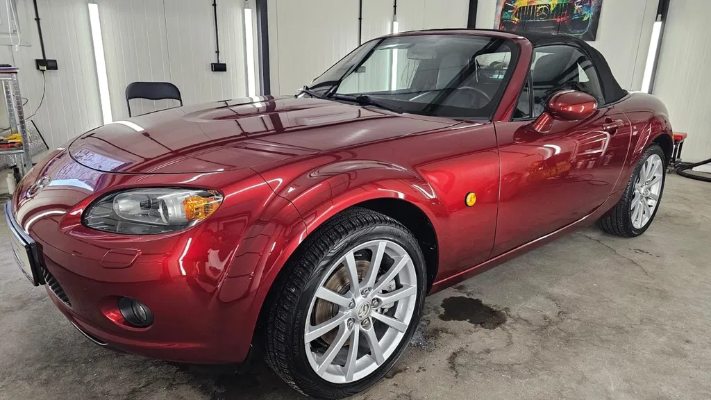 Zdjęcie: 2006 Mazda MX-5