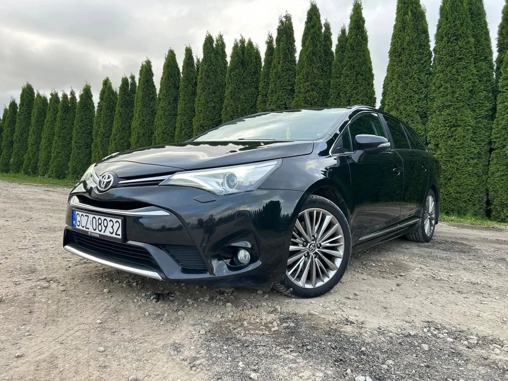 Zdjęcie: 2015 Toyota Avensis