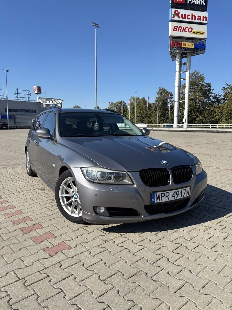 Zdjęcie: 2010 BMW Seria 3