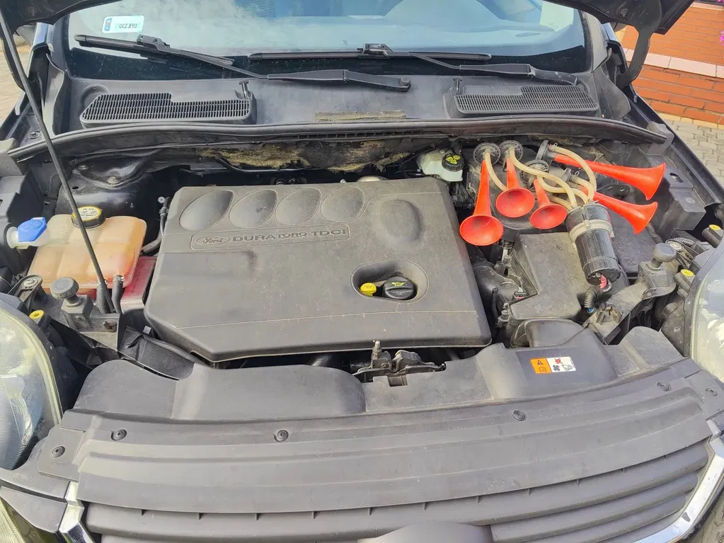 Zdjęcie: 2010 Ford Kuga