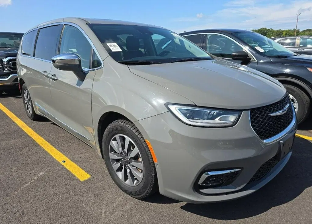 Zdjęcie: 2022 Chrysler Pacifica