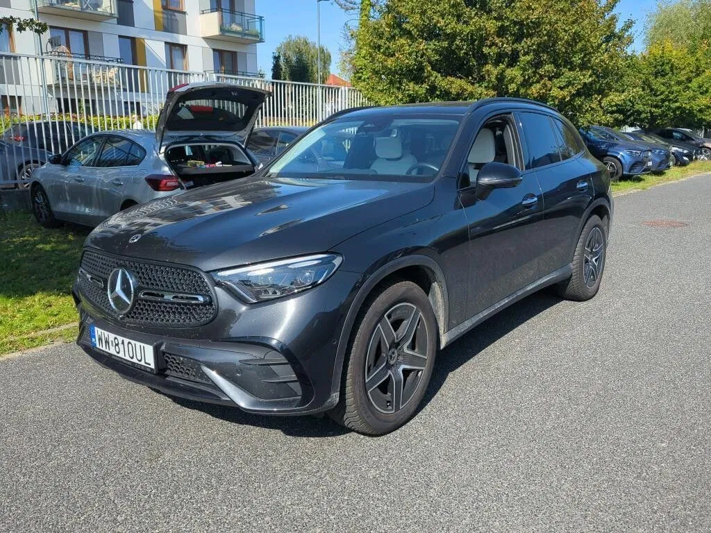 Zdjęcie: 2025 Mercedes-Benz GLC