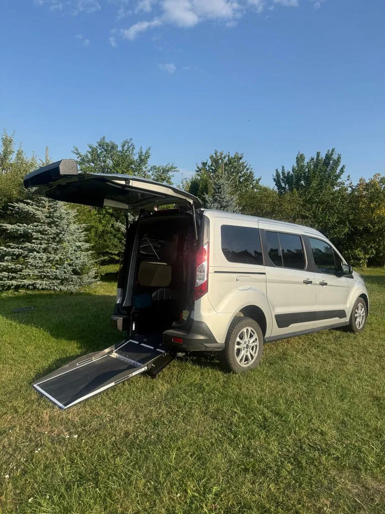 Zdjęcie: 2024 Ford Transit Connect