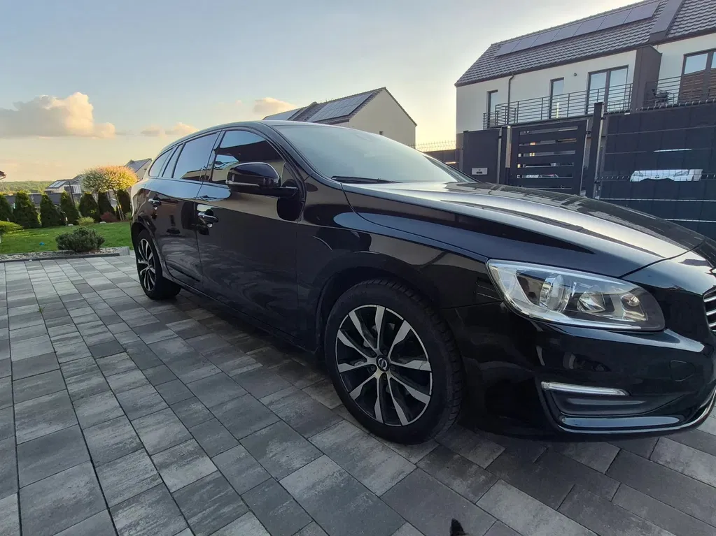 Zdjęcie: 2017 Volvo V60