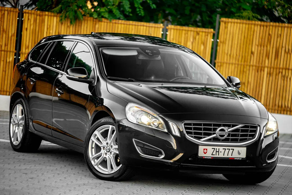 Zdjęcie: 2011 Volvo V60