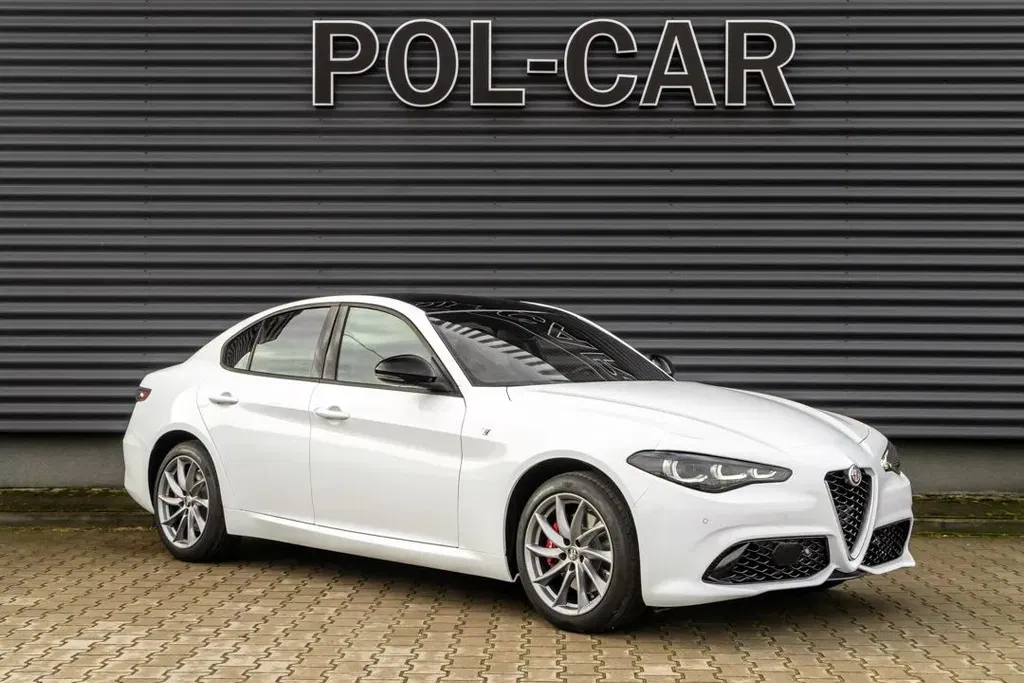 Zdjęcie: 2023 Alfa Romeo Giulia
