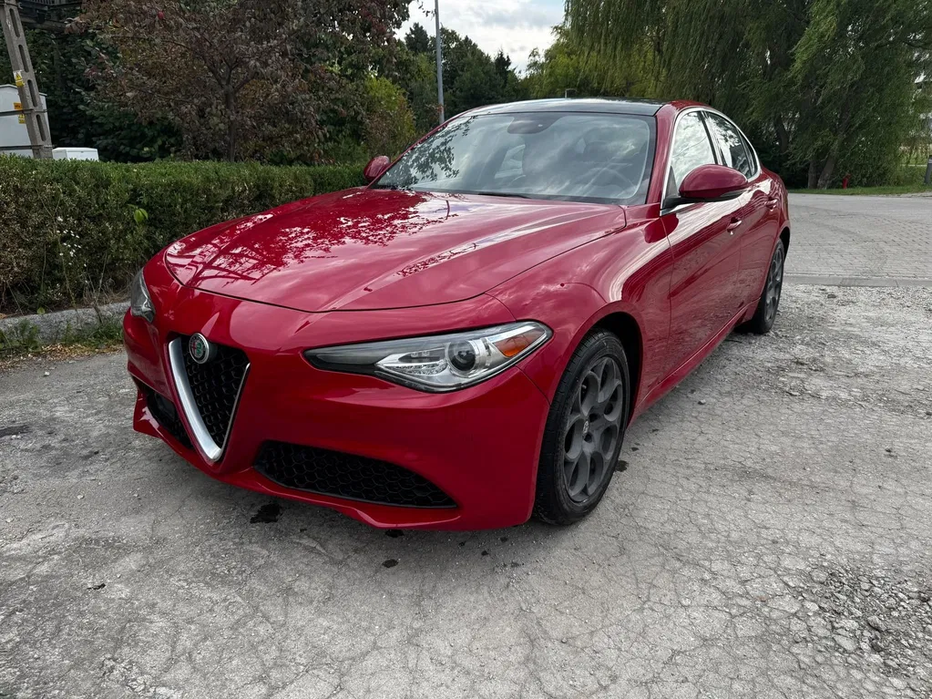 Zdjęcie: 2017 Alfa Romeo Giulia
