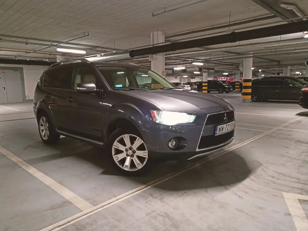 Zdjęcie: 2010 Mitsubishi Outlander