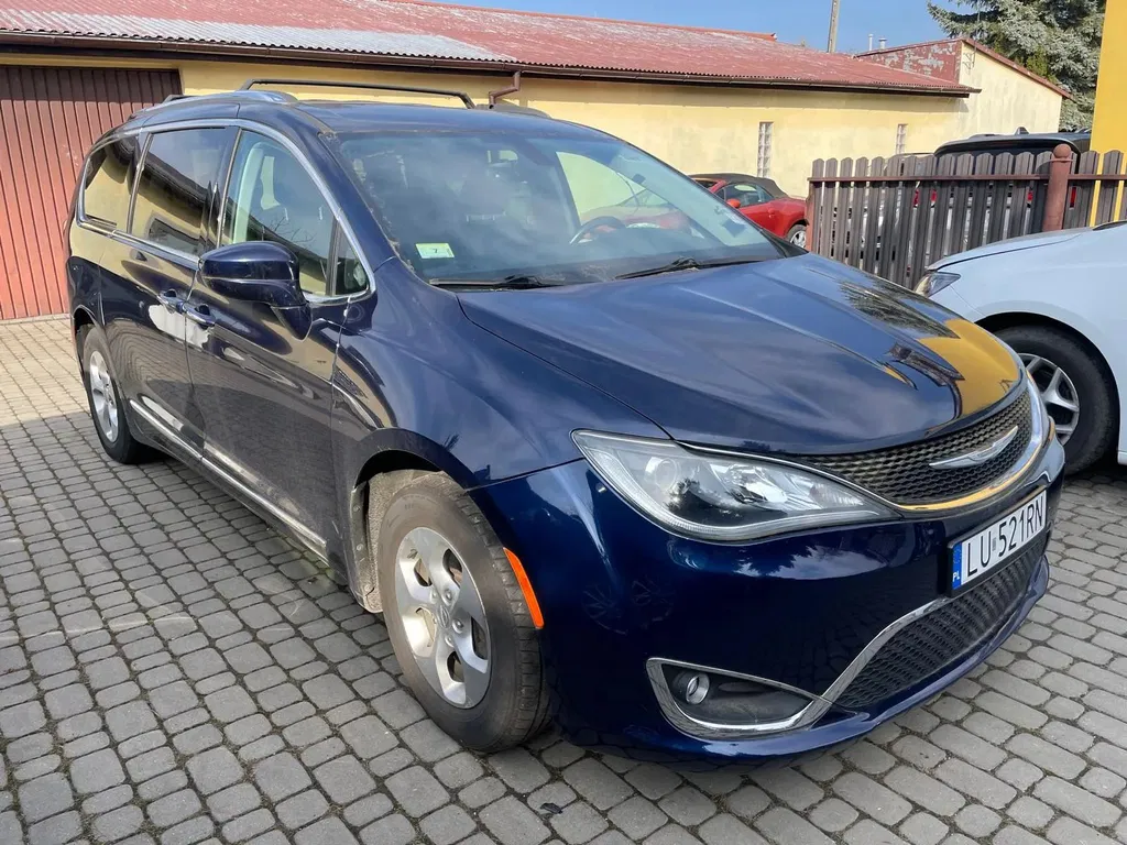 Zdjęcie: 2017 Chrysler Pacifica