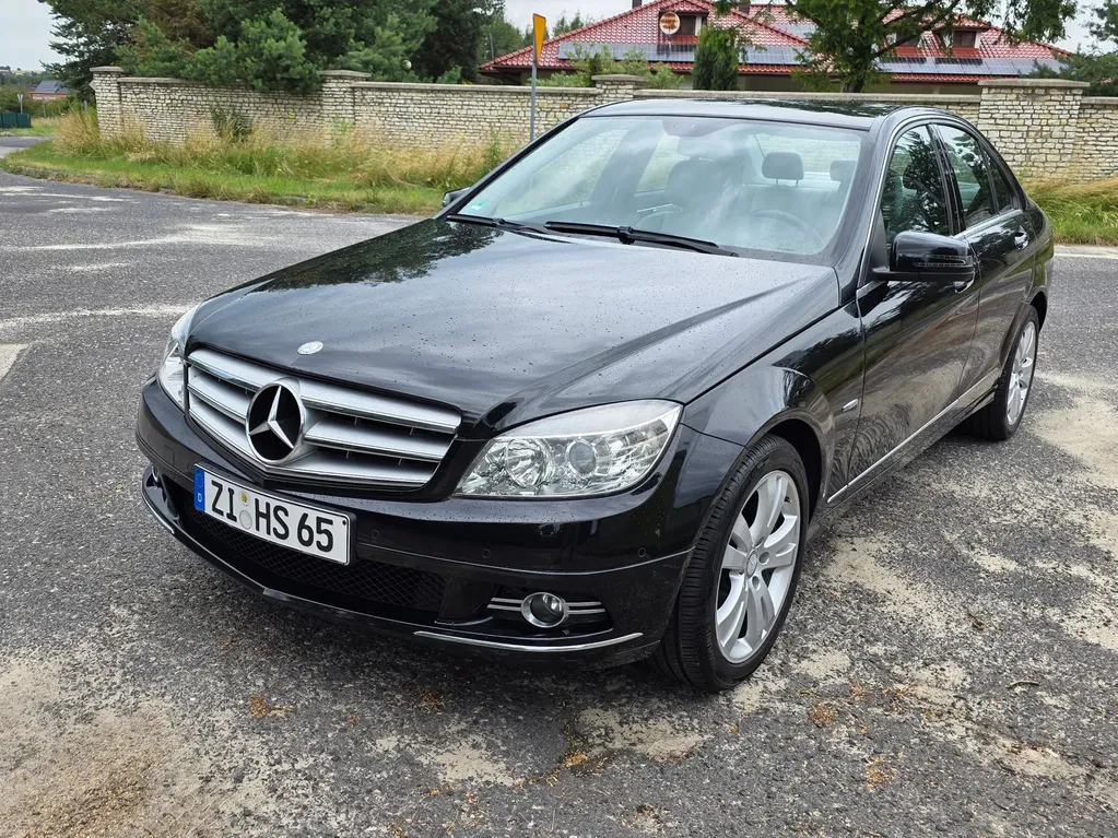 Zdjęcie: 2010 Mercedes-Benz C Klasa