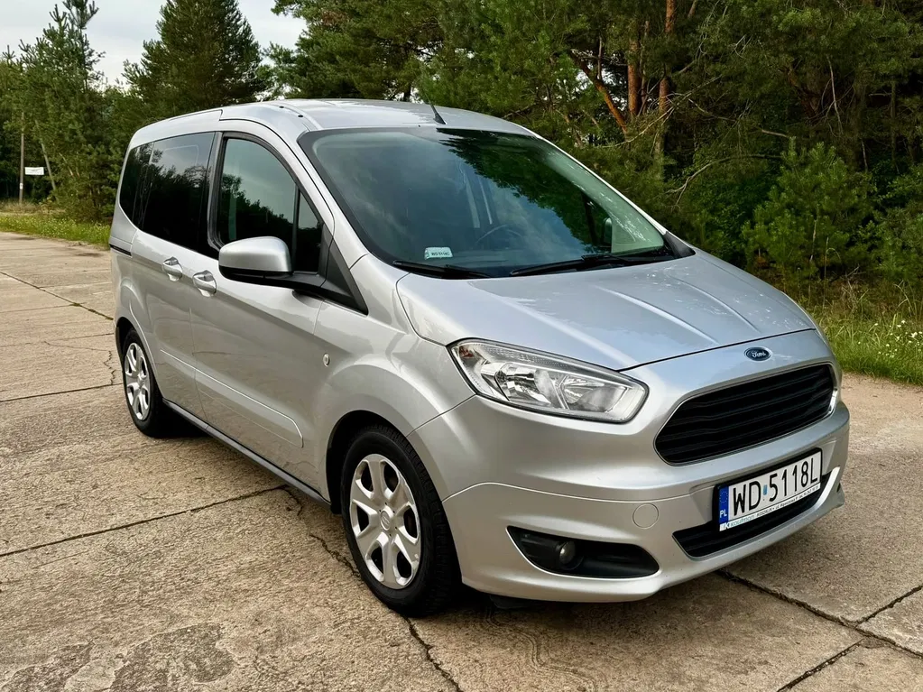 Zdjęcie: 2016 Ford Tourneo Courier