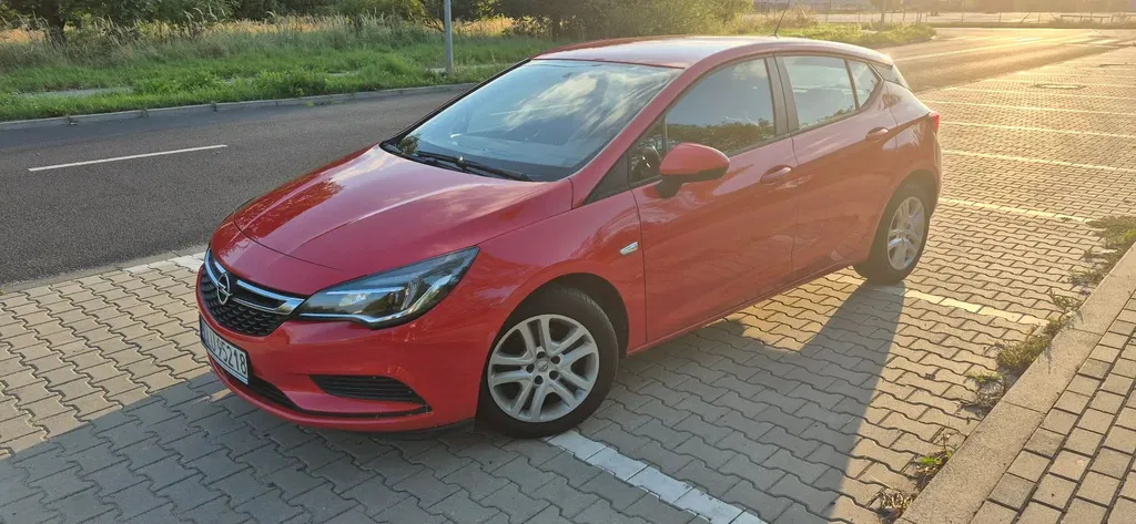 Zdjęcie: 2017 Opel Astra